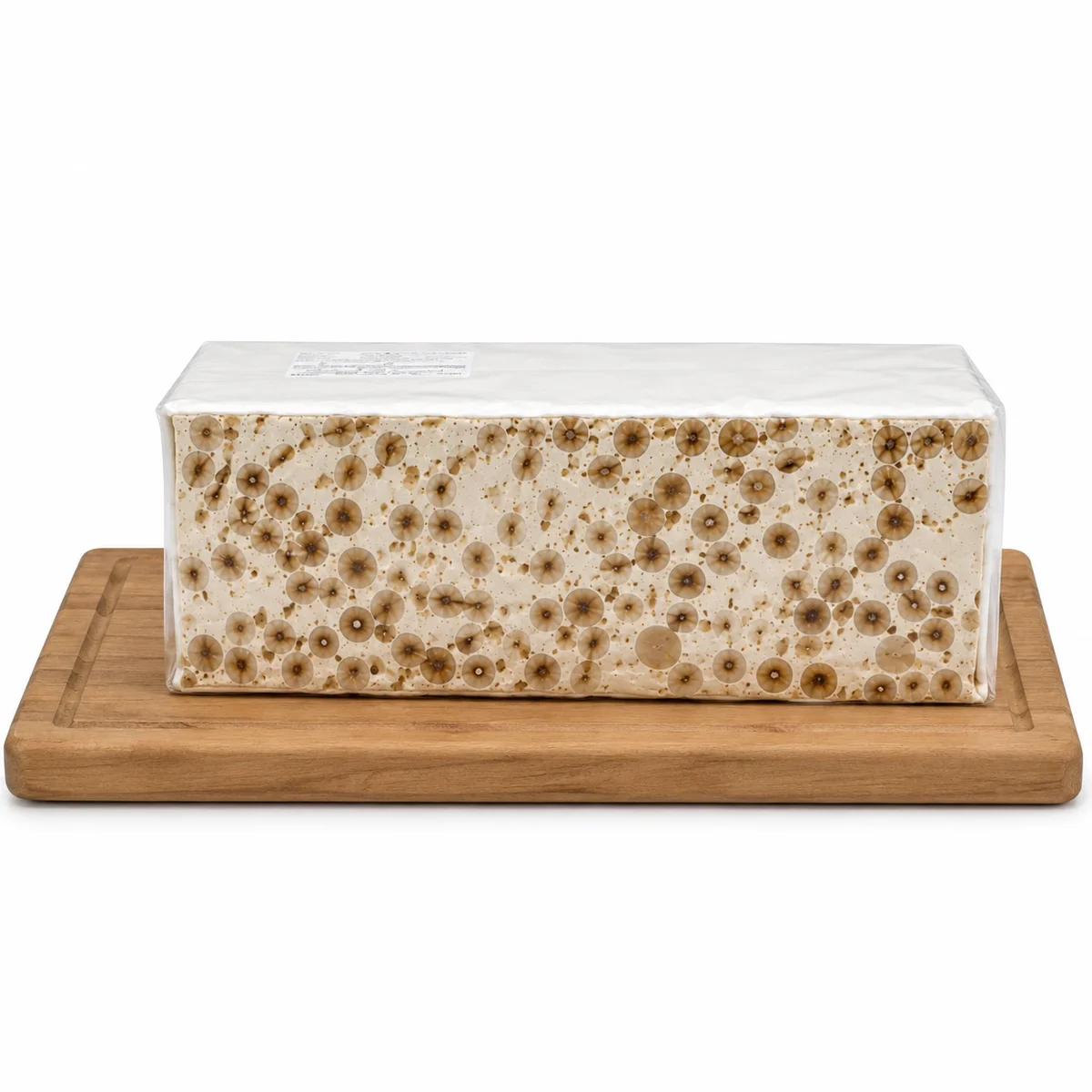 torrone-artigianale-tradizionale-pugliese-tenero-alle-nocciole tagliere